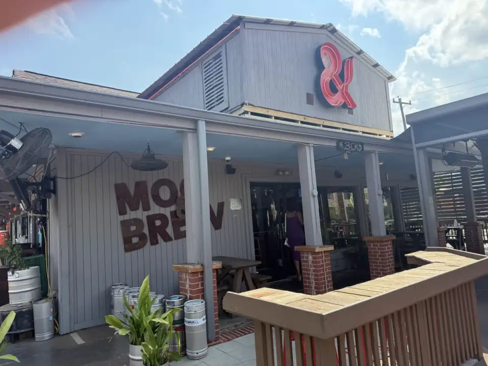 Moo & Brew, Plaza Midwood, Charlotte, happy hour venue