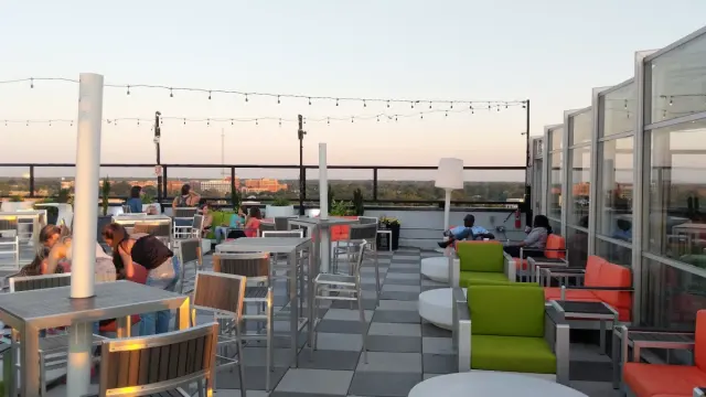 City Lights Rooftop, Uptown, Charlotte, happy hour venue