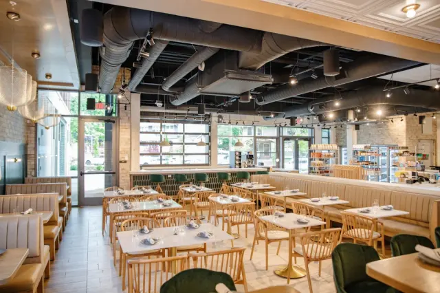 Rosemont, Elizabeth, Charlotte, happy hour venue