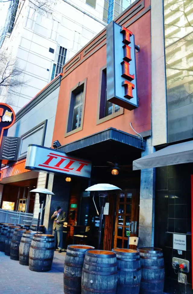 Tilt on Trade, Uptown, Charlotte, happy hour venue