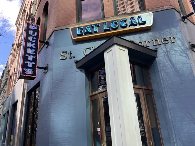 Puckett's Restaurant, Downtown, Nashville, happy hour venue