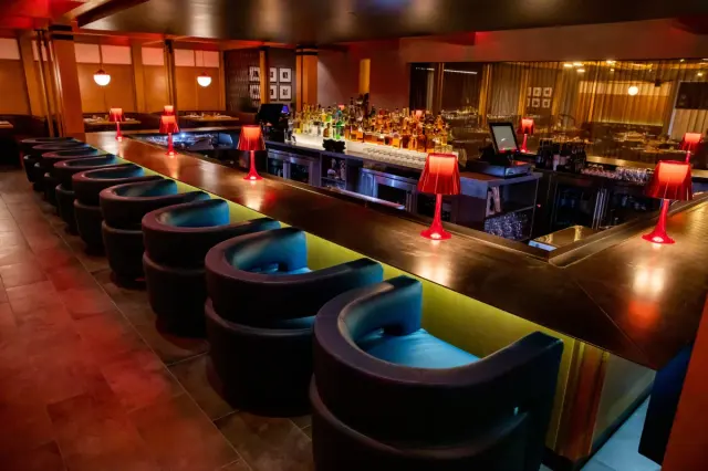 Virago, Downtown, Nashville, happy hour venue