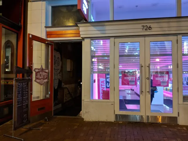 Jackpot, Chinatown, Washington, happy hour venue