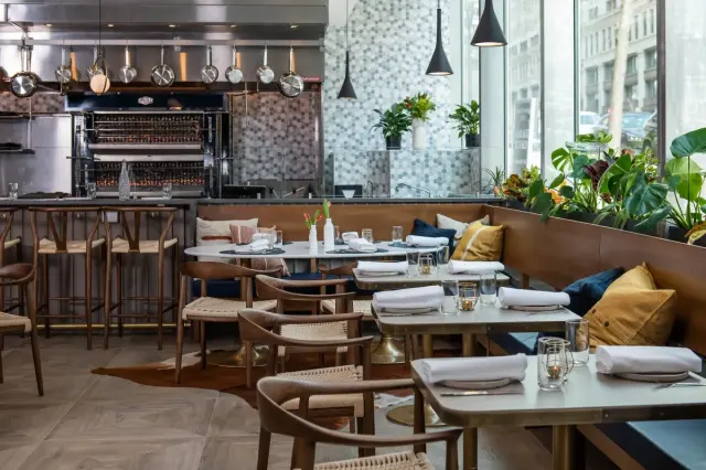 The Henri, Downtown, Washington, happy hour venue