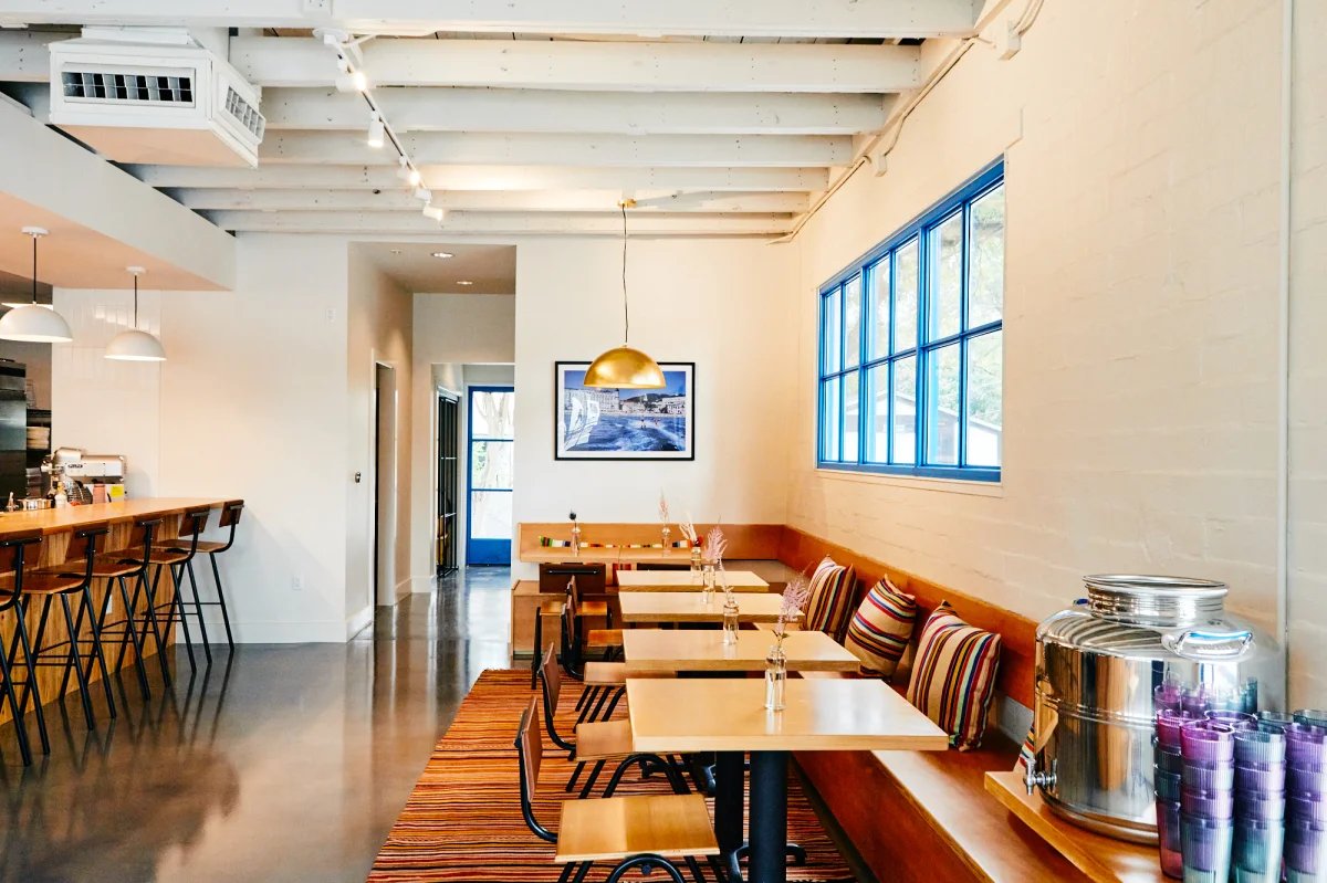 Birdie's, East Austin, Austin, happy hour venue