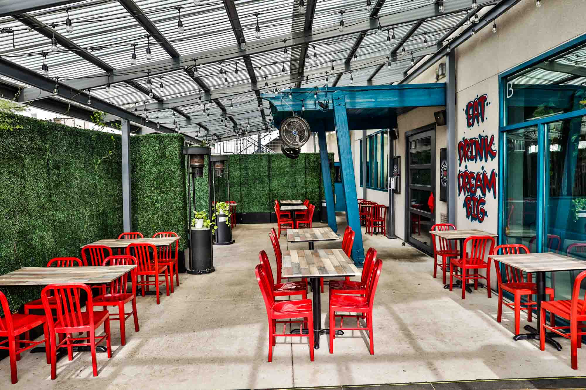 District Kitchen + Cocktails, North Austin, Austin, happy hour venue