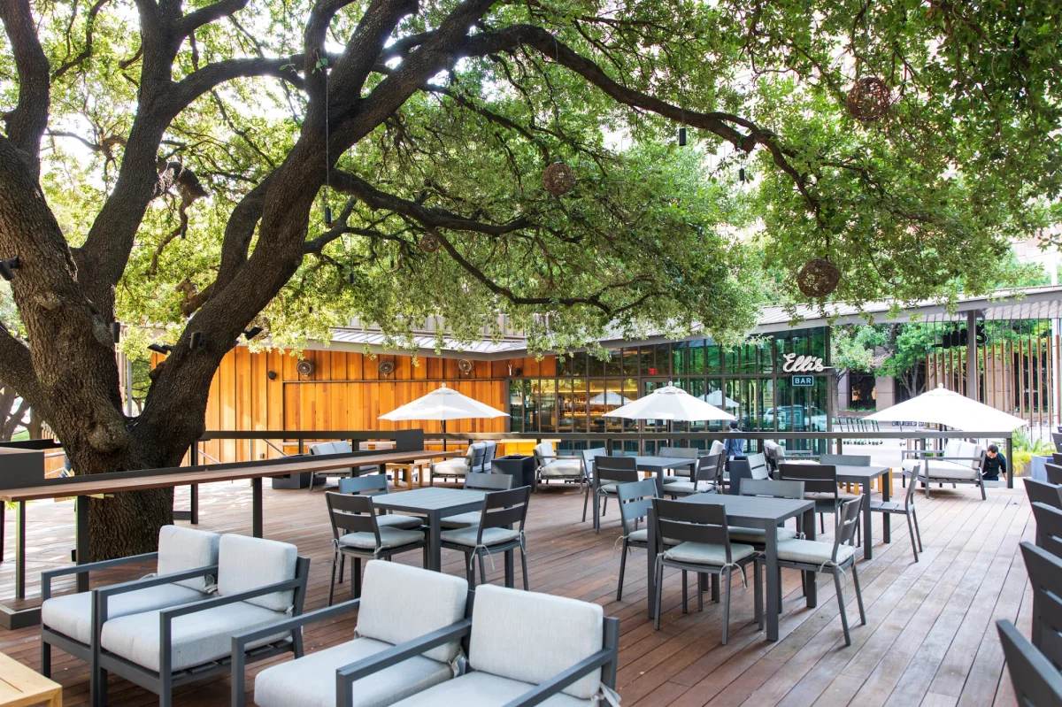 Ellis, Downtown, Austin, happy hour venue