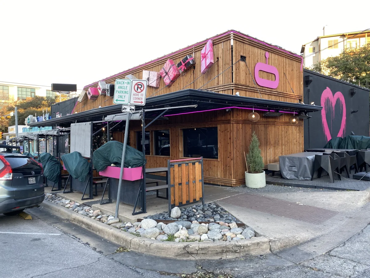 Lucky Robot Restaurant, South Congress, Austin, happy hour venue
