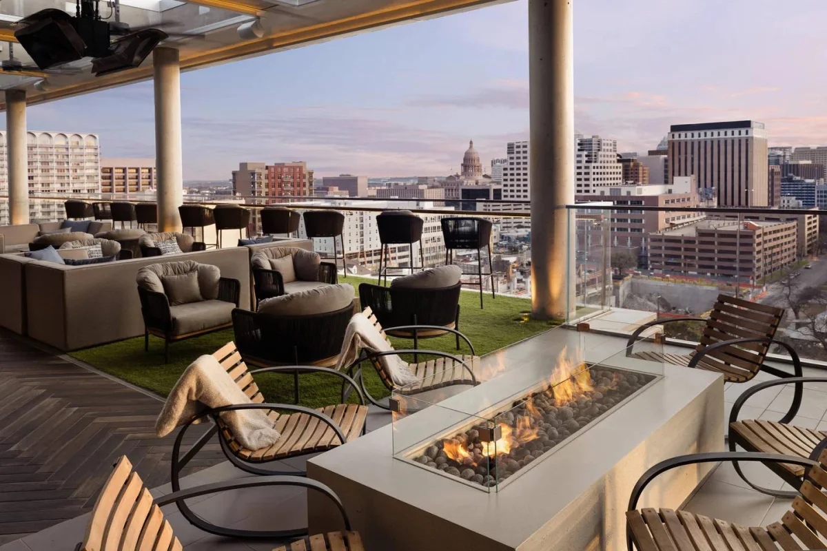 Otopia Rooftop Lounge