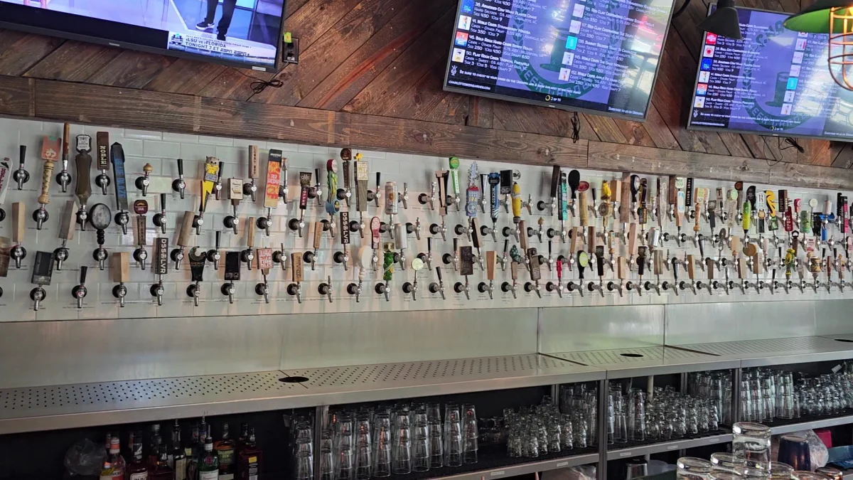 Bar Layout