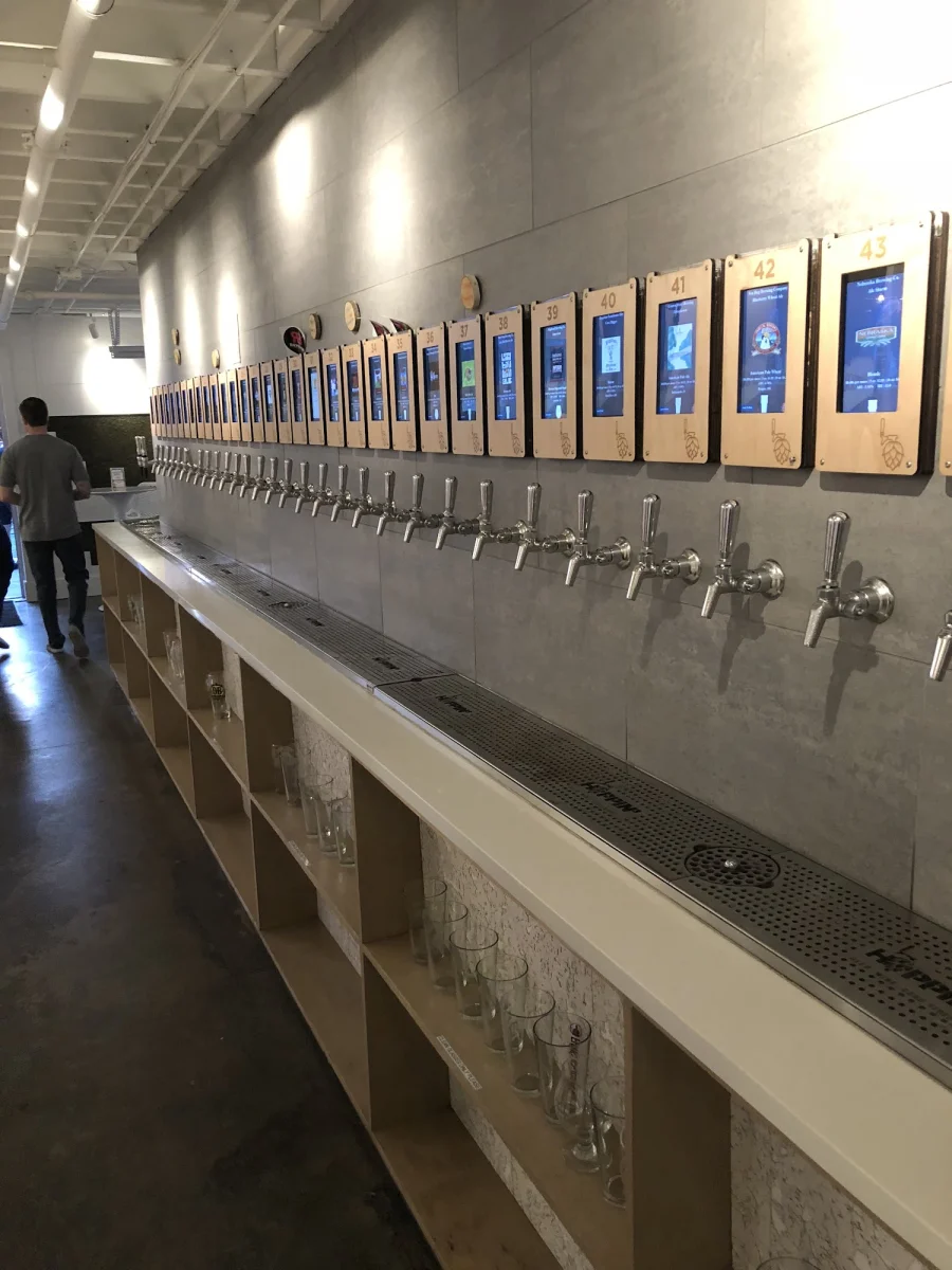 Taproom Crowd