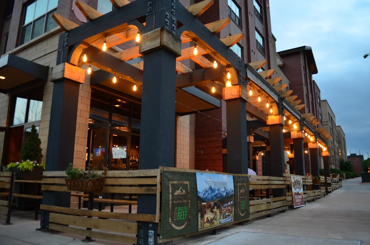 Colorado Campfire, Uptown, Denver, happy hour venue