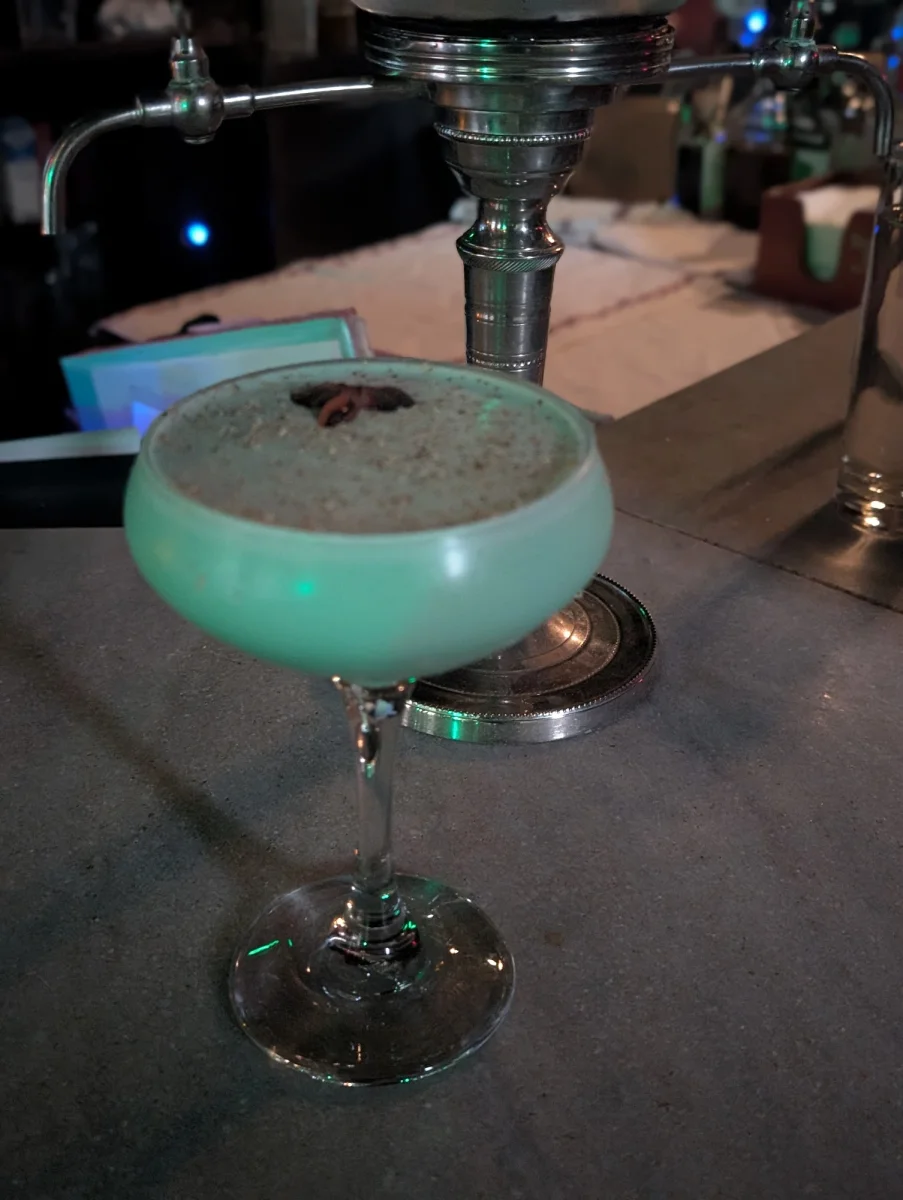 Bar Detail