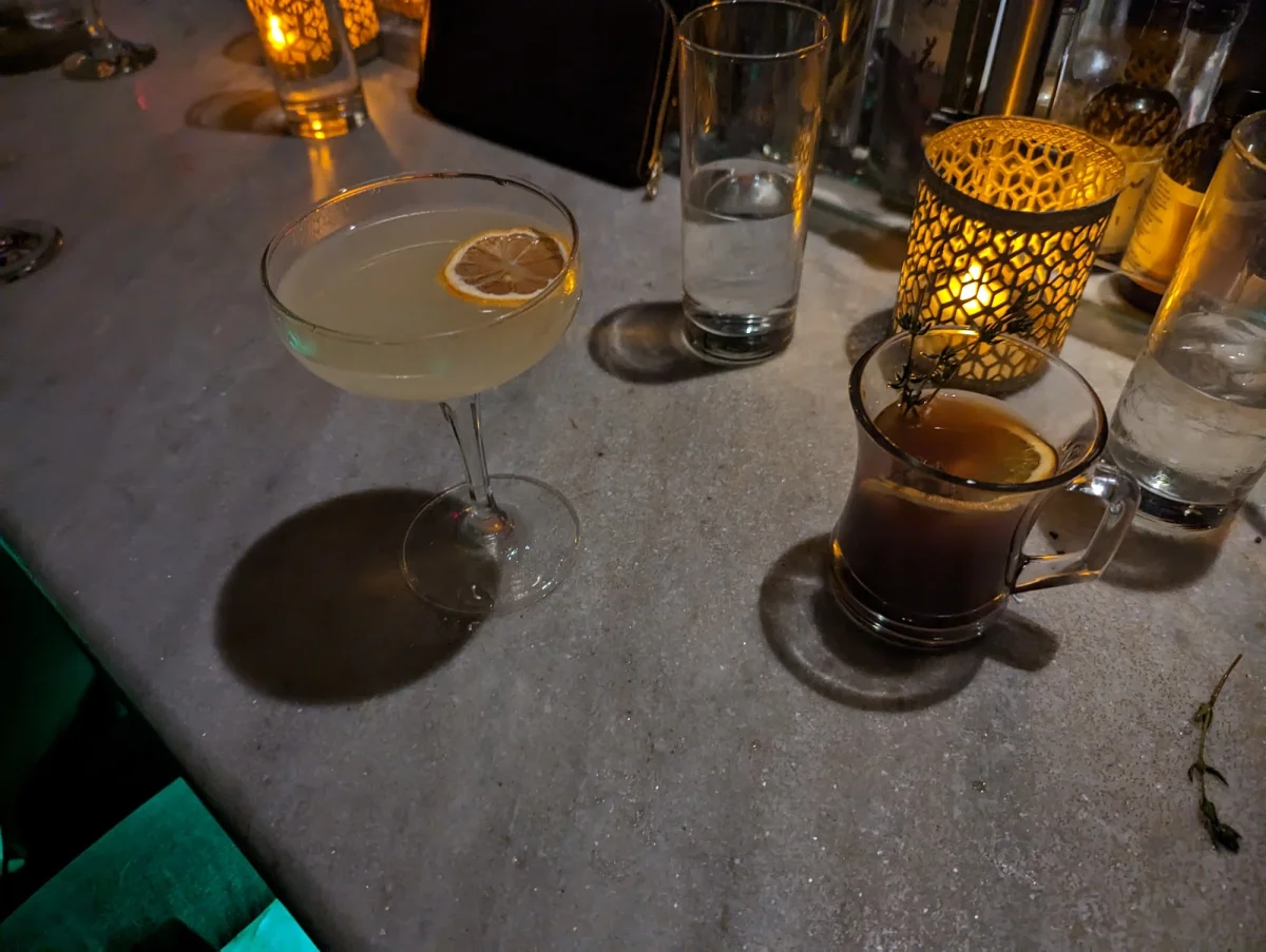 Lounge Atmosphere