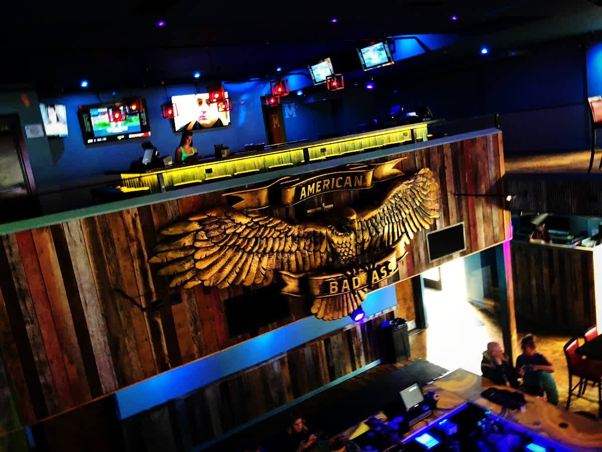 Kid Rock's Big Ass Honky Tonk Rock N' Roll Steakhouse, Downtown, Nashville, happy hour venue