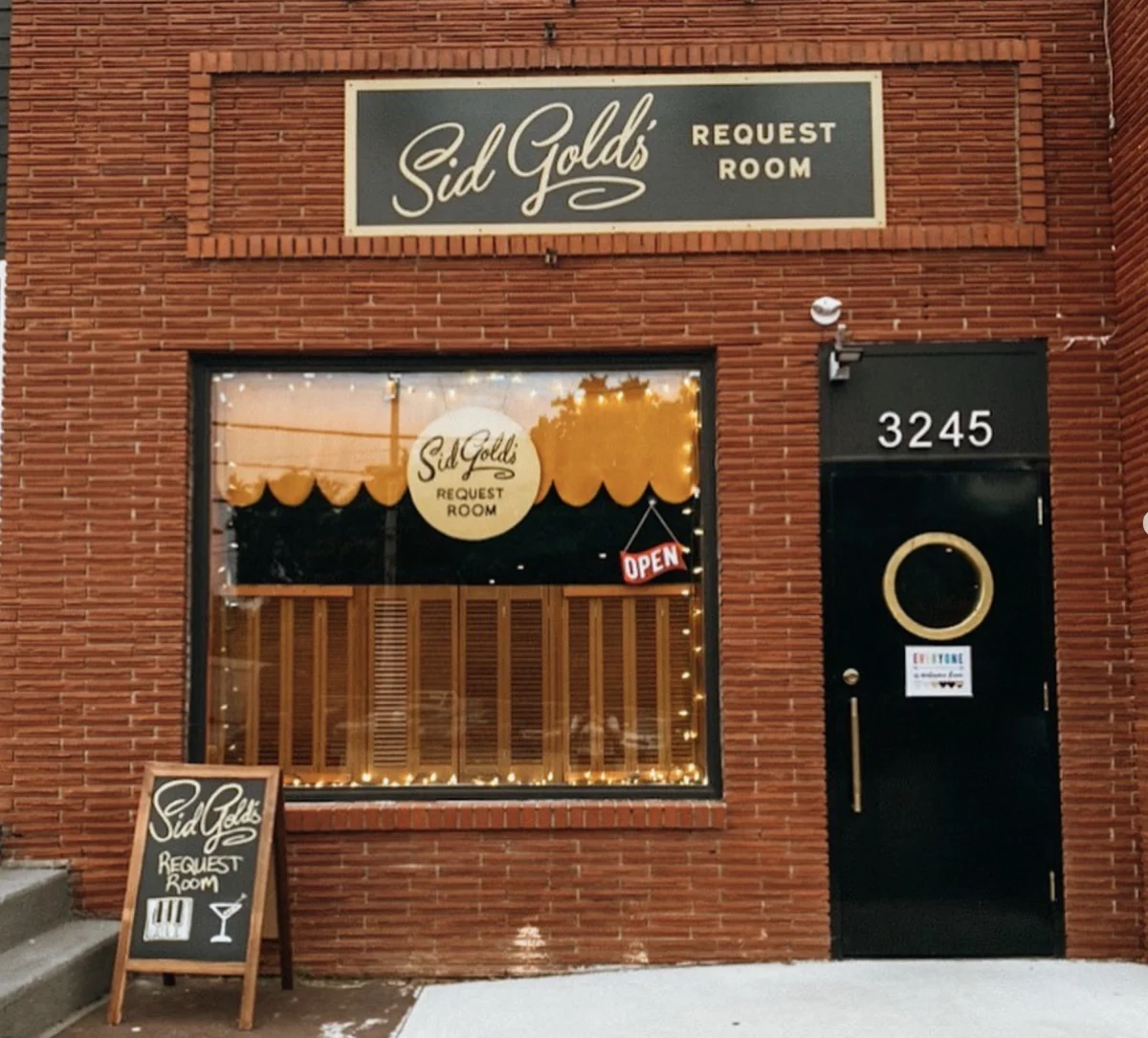 Sid Gold's Request Room