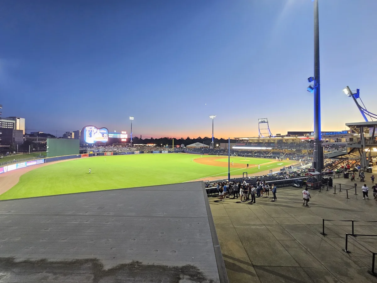Stadium View Dining