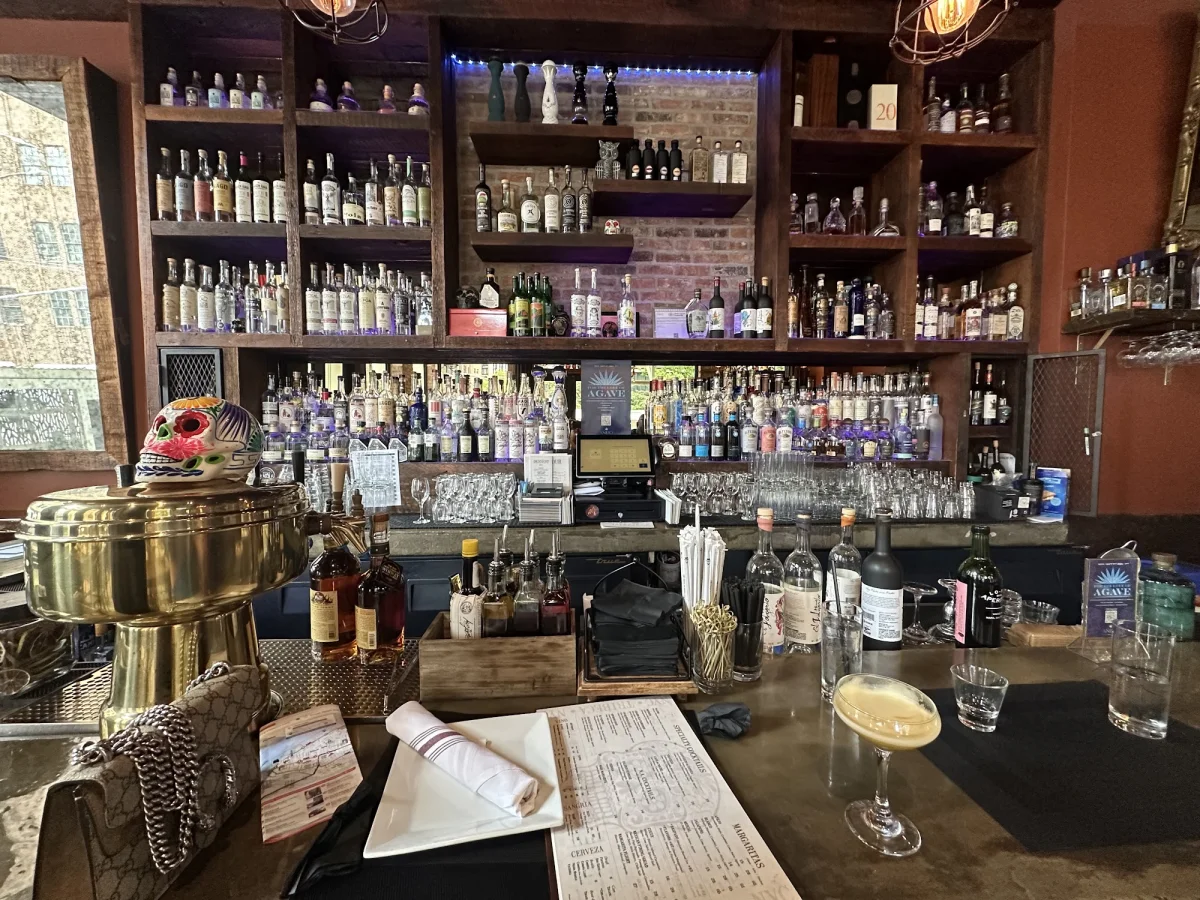 Bar Detail