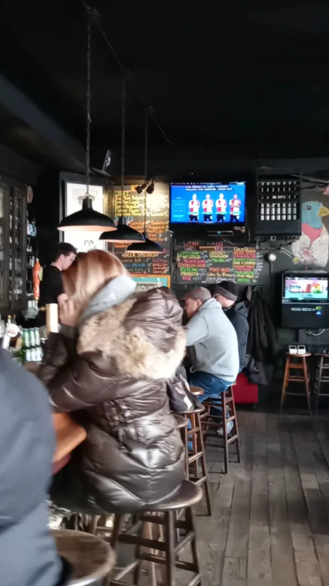 Local Crowd