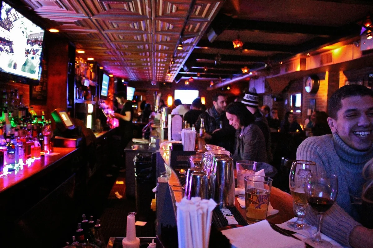 Cornerstone Tavern, Midtown East, New York, happy hour venue