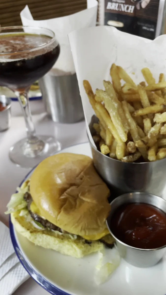 Famous Burger