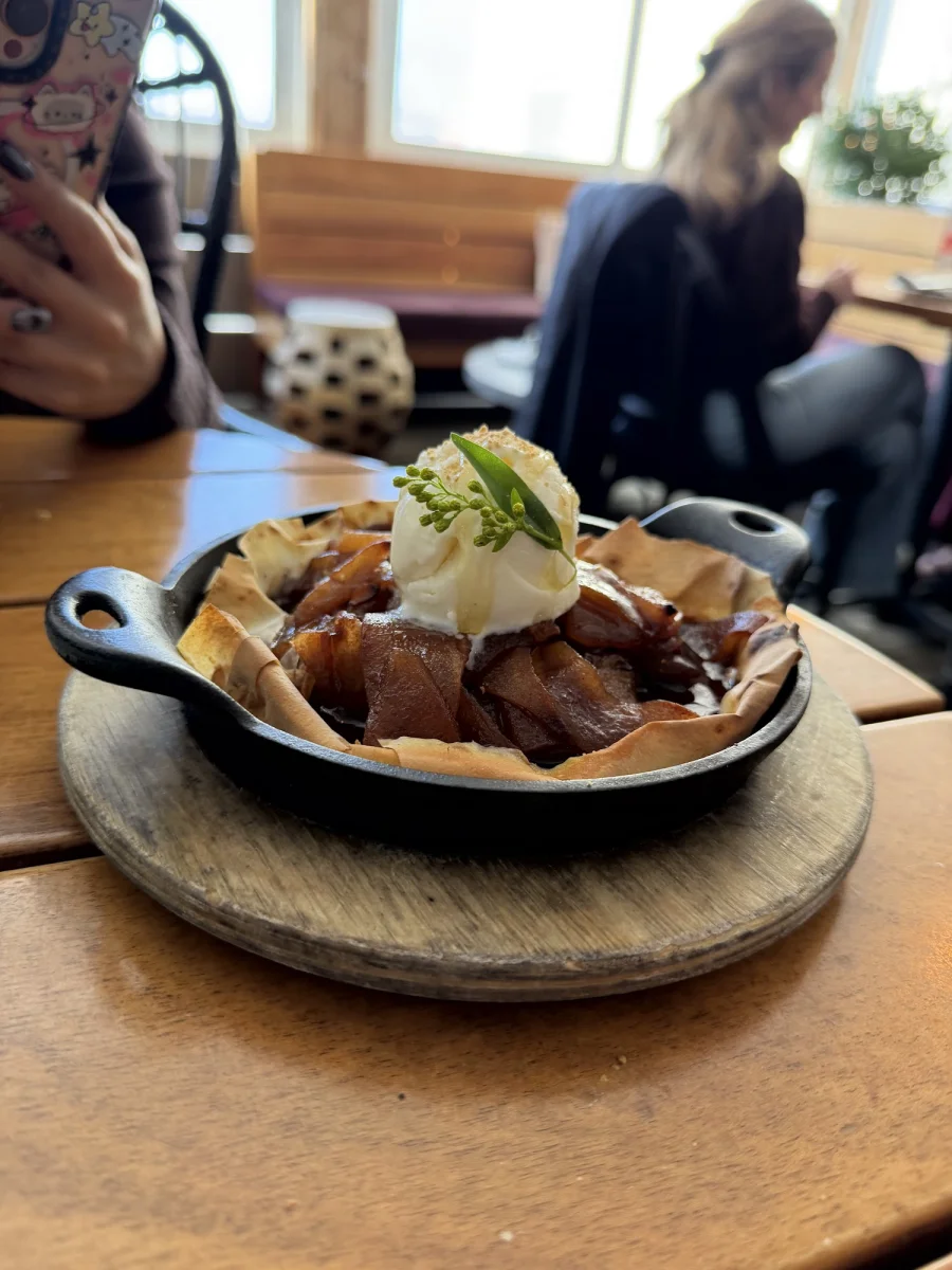 Dining Detail