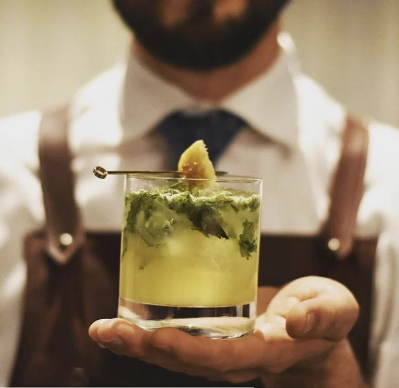 Quadrant Bar & Lounge