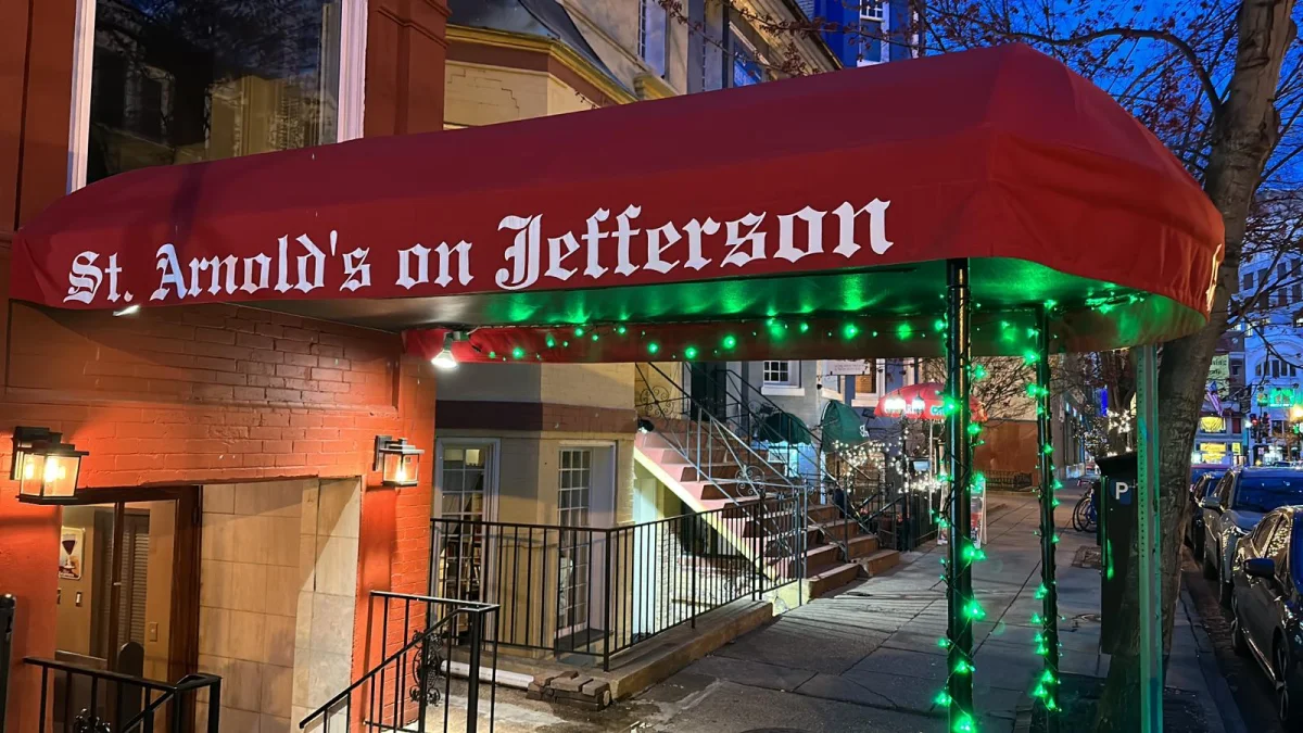 St. Arnold's Mussel Bar, Dupont Circle, Washington, happy hour venue