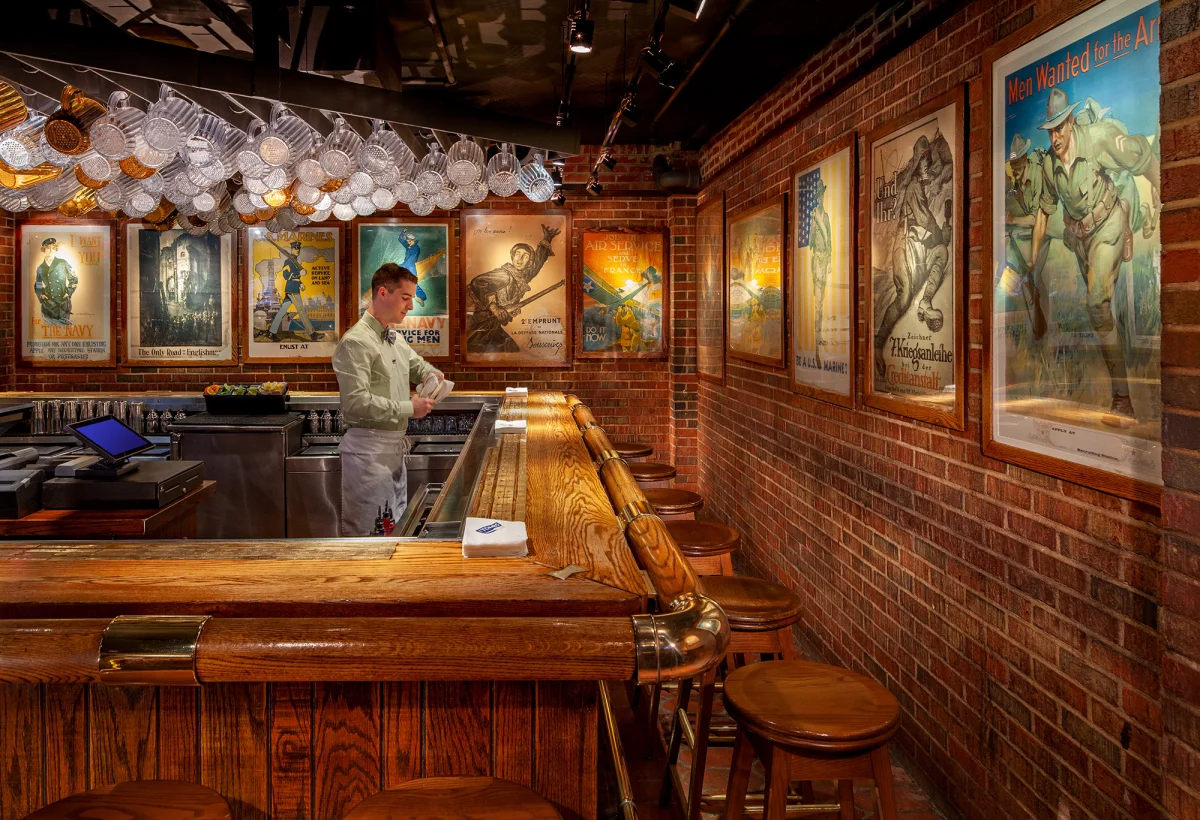 The Tombs, Georgetown, Washington, happy hour venue